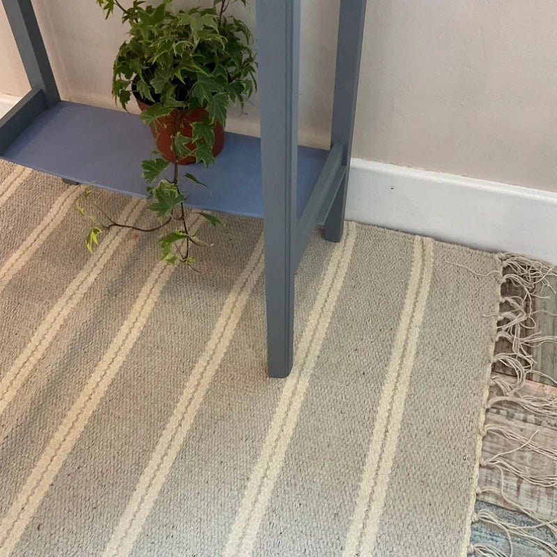 VARCA Handmade Jute/Cotton Flatweave Striped Rug in Grey - McKays Flooring
