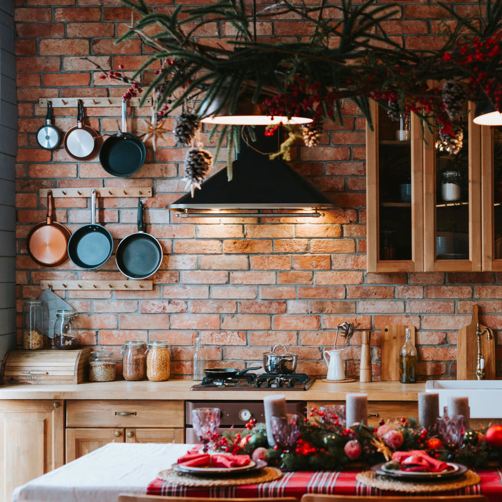 How to Enhance Your Dining Area This Festive Season